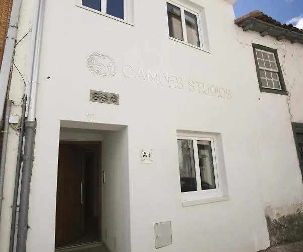 Camoes Studiogeral شقة *