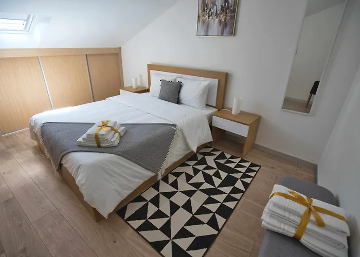 Camoes Studiogeral Lägenhet Bragança